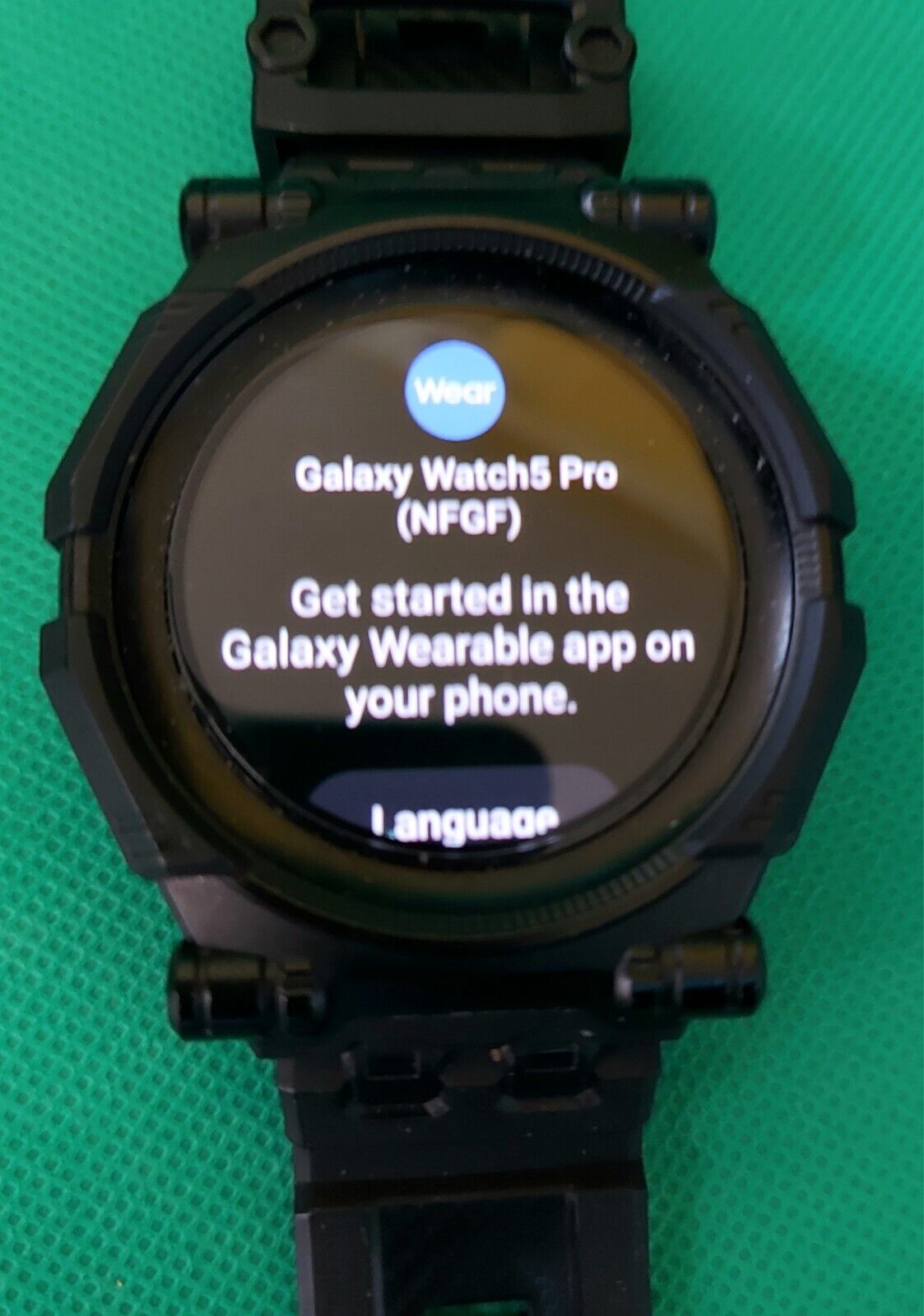 Samsung - Galaxy Watch5 Pro Smartwatch 45mm Bluetooth LTE Gray