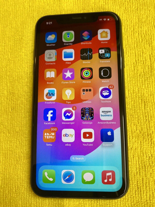 Apple iPhone 11 64GB Grey A2111 Sim Locked T-MOBILE